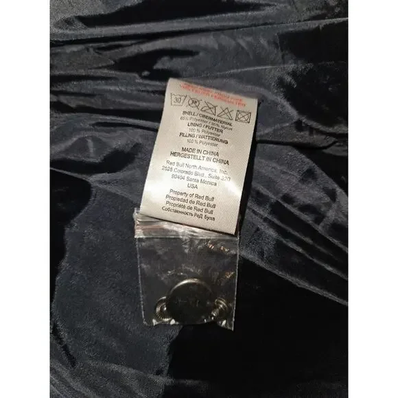 Red Bull Wings Team Collection Ladies Size Large Puffer Jacket Hooded EUC - Picture 12 of 14